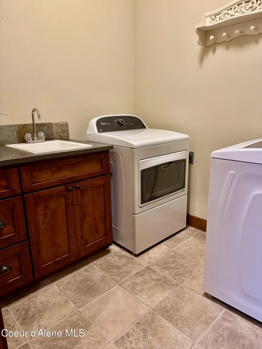 9157 Piper Court Hayden, ID 83835