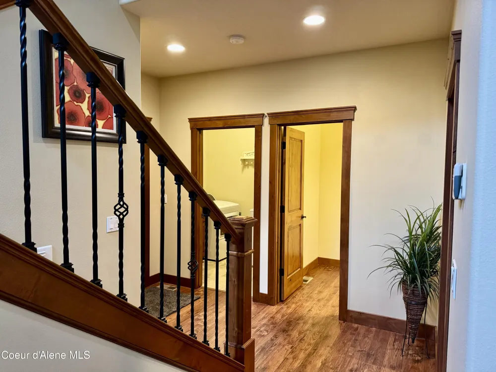 9157 Piper Court Hayden, ID 83835