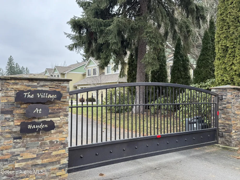 9157 Piper Court Hayden, ID 83835
