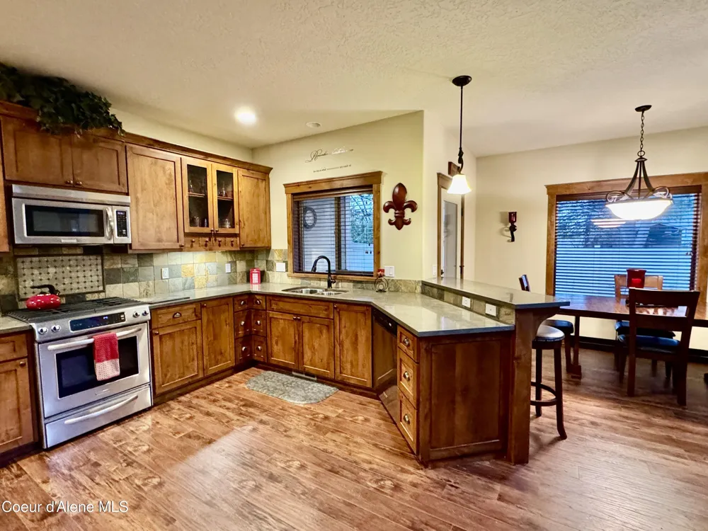 9157 Piper Court Hayden, ID 83835