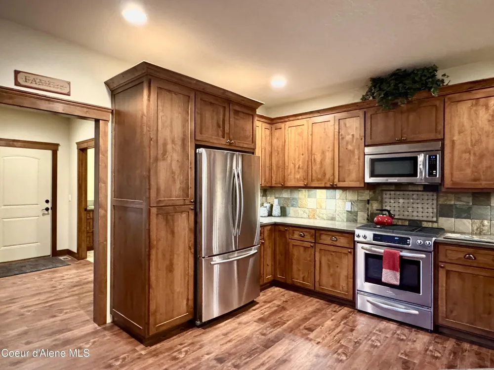 9157 Piper Court Hayden, ID 83835