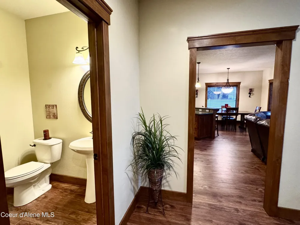 9157 Piper Court Hayden, ID 83835