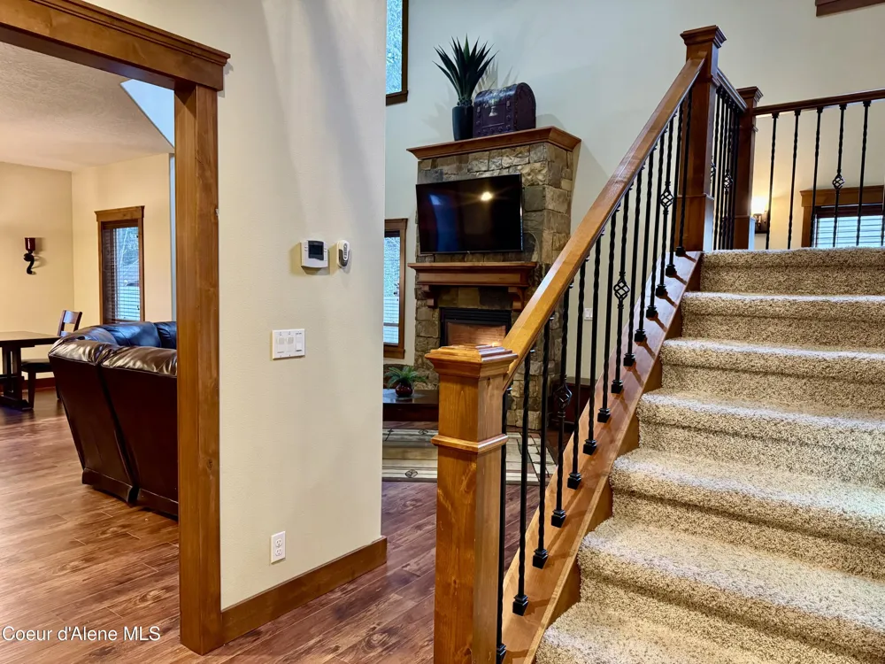9157 Piper Court Hayden, ID 83835