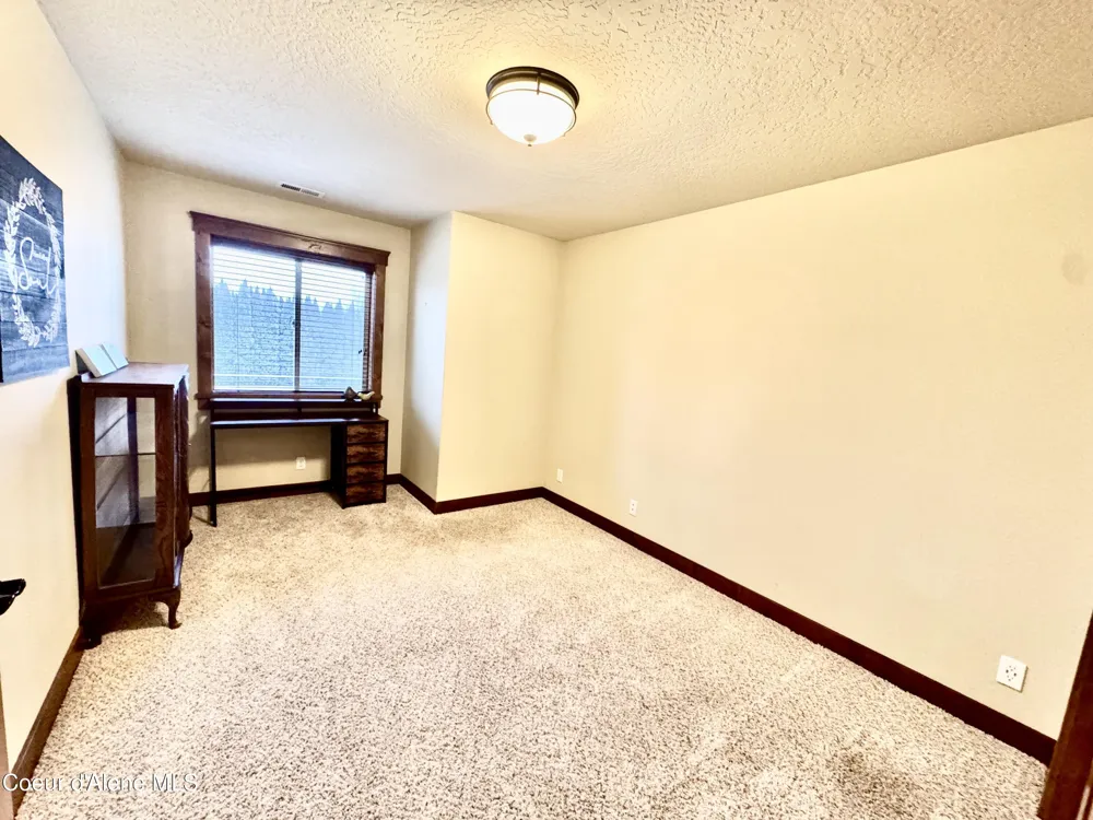 9157 Piper Court Hayden, ID 83835