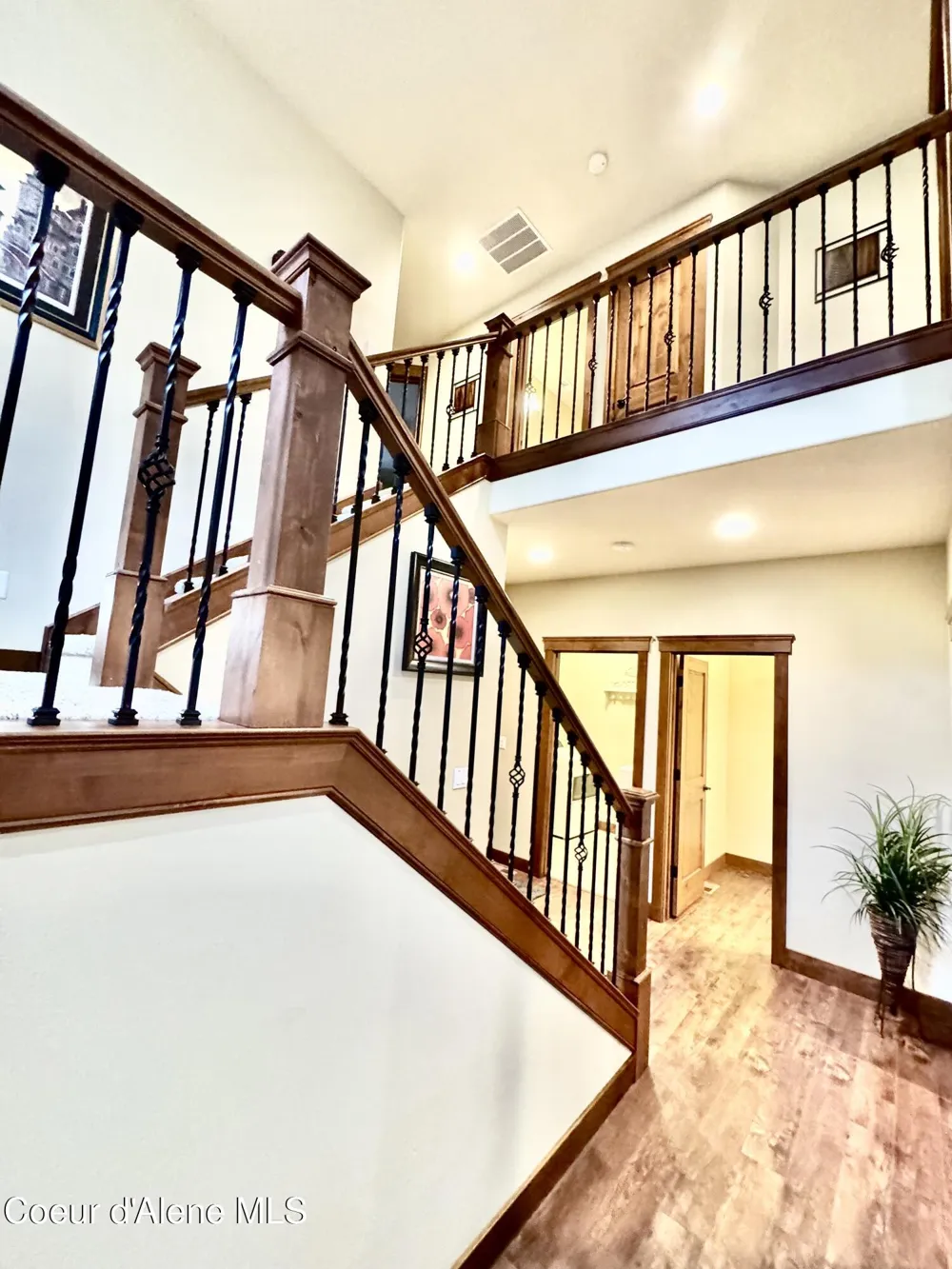 9157 Piper Court Hayden, ID 83835