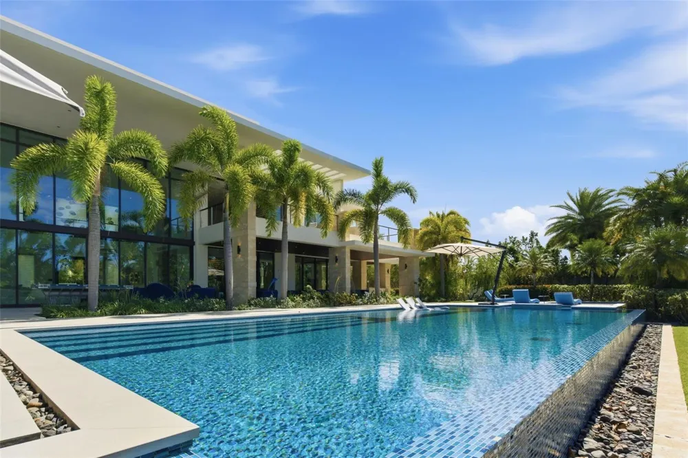 206 LEGACY Dorado, PR 00646
