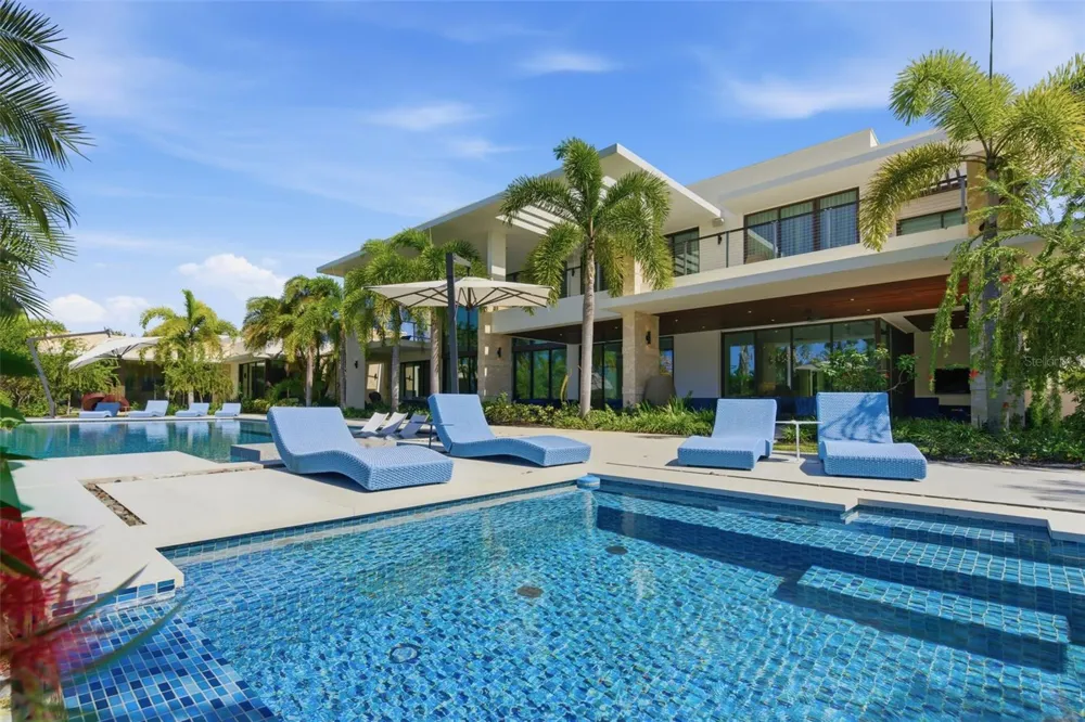 206 LEGACY Dorado, PR 00646
