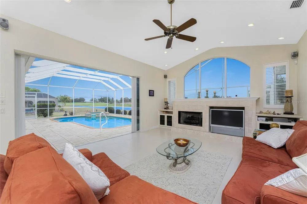 12109 SW KINGSWAY CIRCLE Lake Suzy, FL 34269