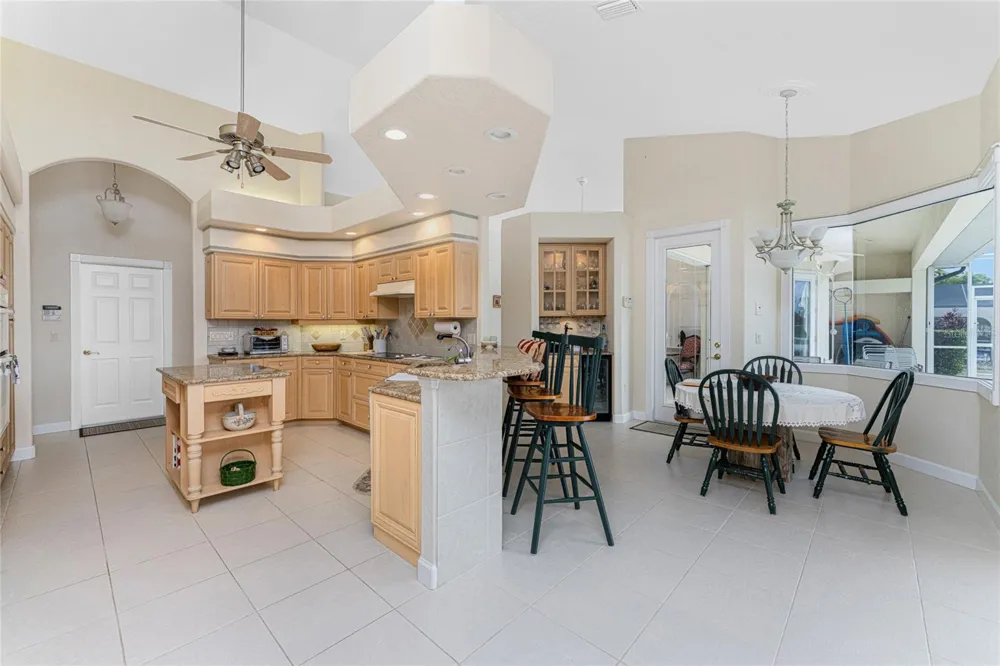 12109 SW KINGSWAY CIRCLE Lake Suzy, FL 34269