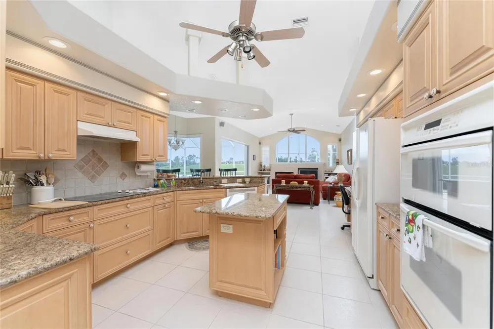 12109 SW KINGSWAY CIRCLE Lake Suzy, FL 34269