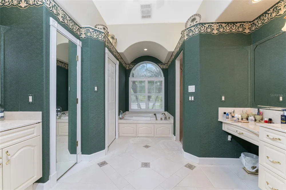 12109 SW KINGSWAY CIRCLE Lake Suzy, FL 34269