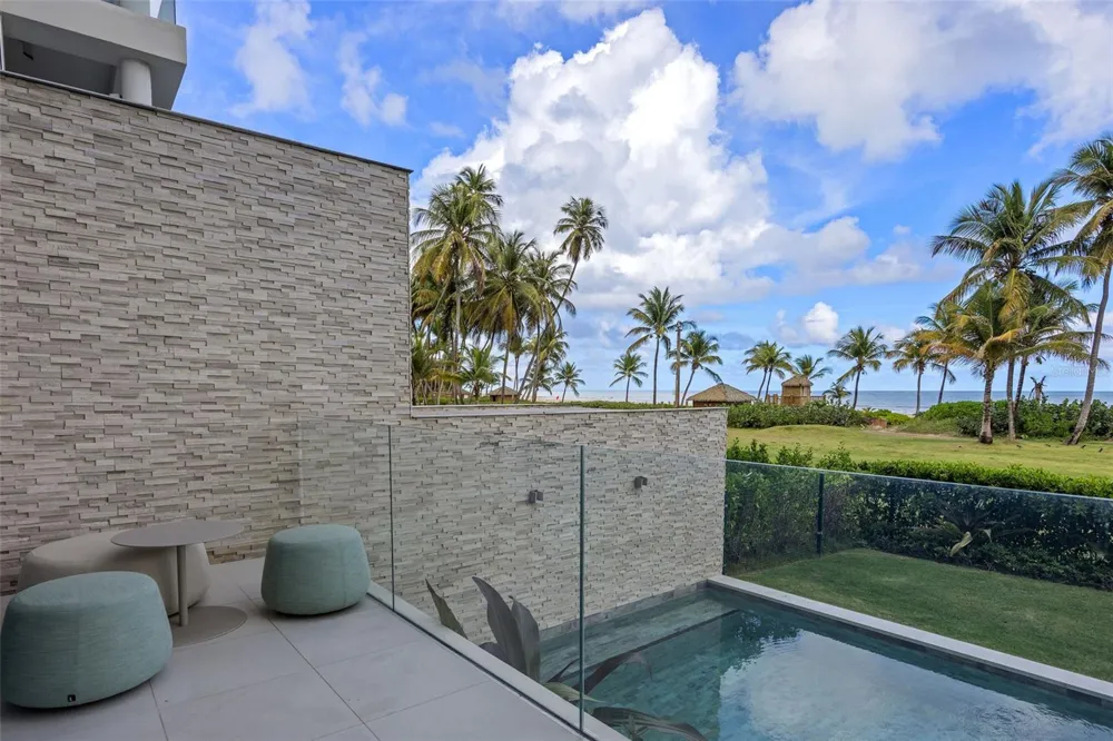 3101 OCEAN DRIVE Rio Grande, PR 00745