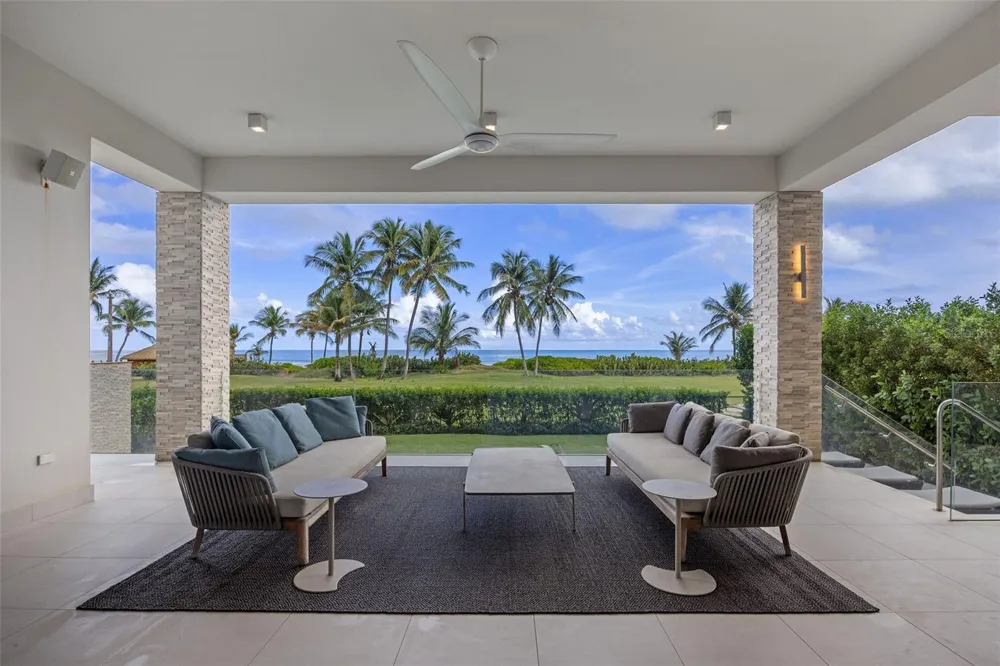 3101 OCEAN DRIVE Rio Grande, PR 00745