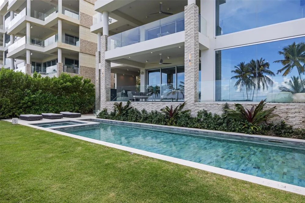 3101 OCEAN DRIVE Rio Grande, PR 00745