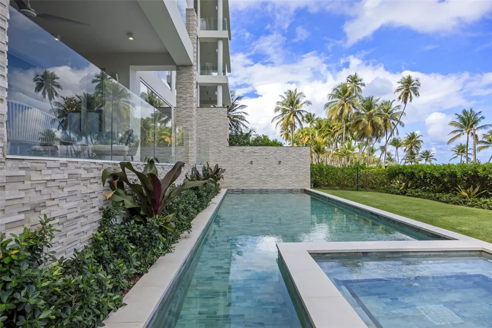 3101 OCEAN DRIVE Rio Grande, PR 00745