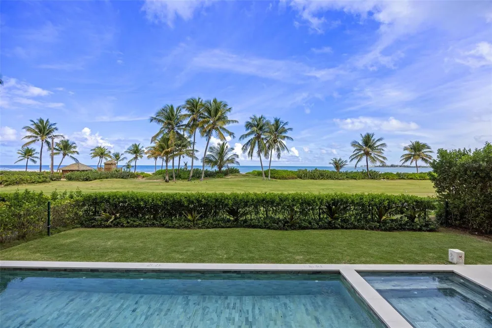 3101 OCEAN DRIVE Rio Grande, PR 00745