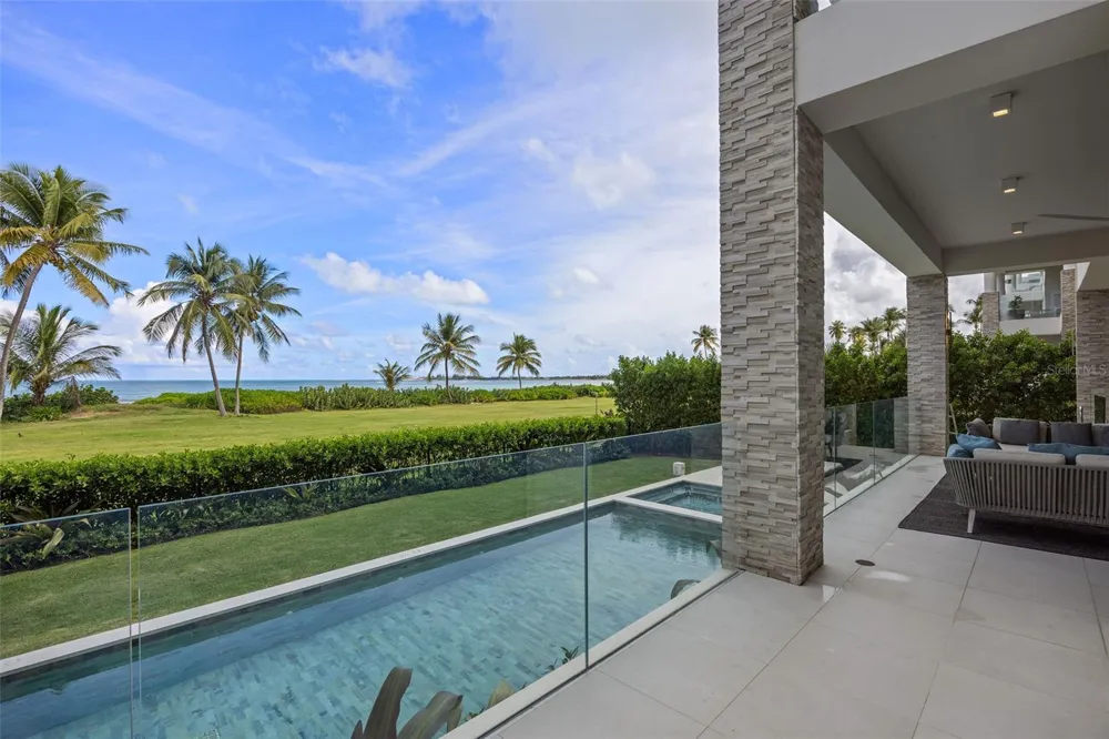 3101 OCEAN DRIVE Rio Grande, PR 00745