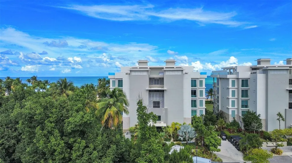 3101 OCEAN DRIVE Rio Grande, PR 00745