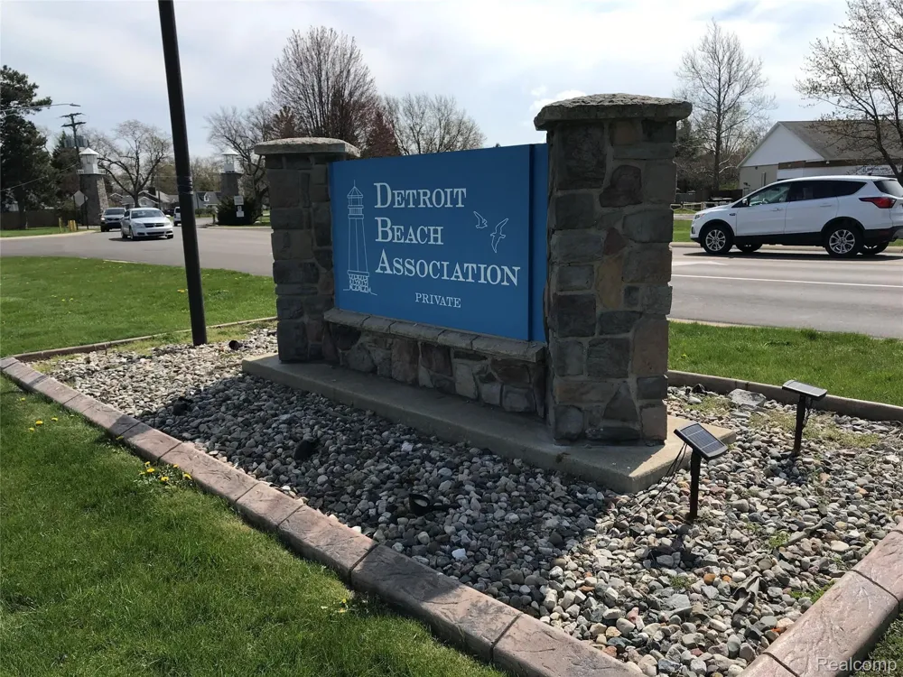 EDGEWATER Frenchtown Township, MI 48162