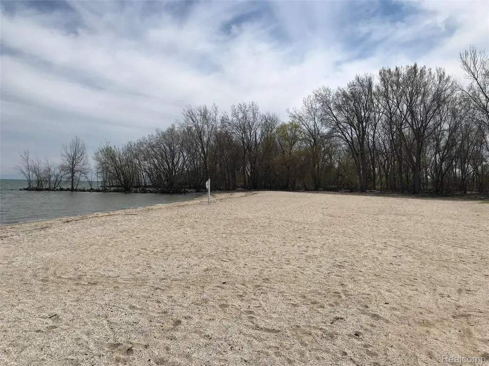 EDGEWATER Frenchtown Township, MI 48162