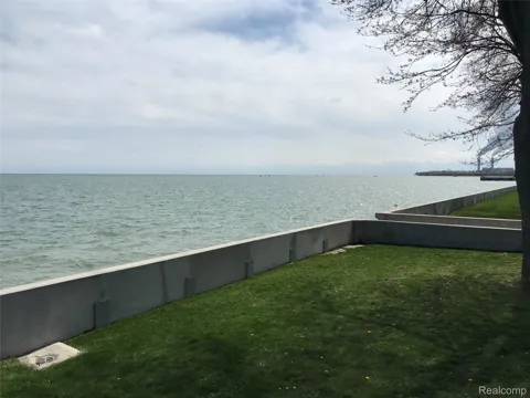 EDGEWATER