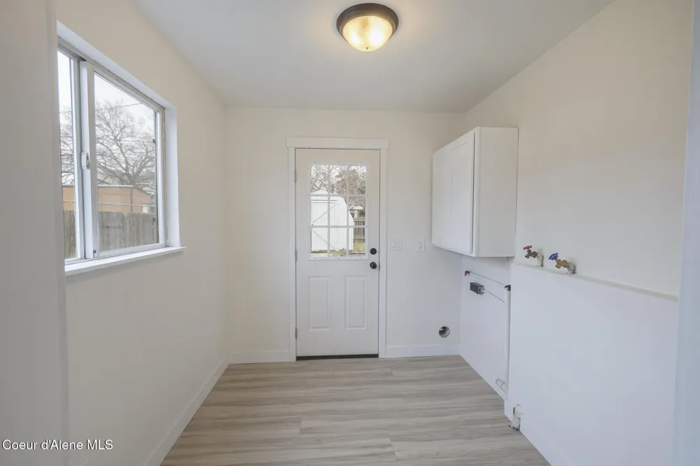202 W 10th Avenue Post Falls, ID 83854