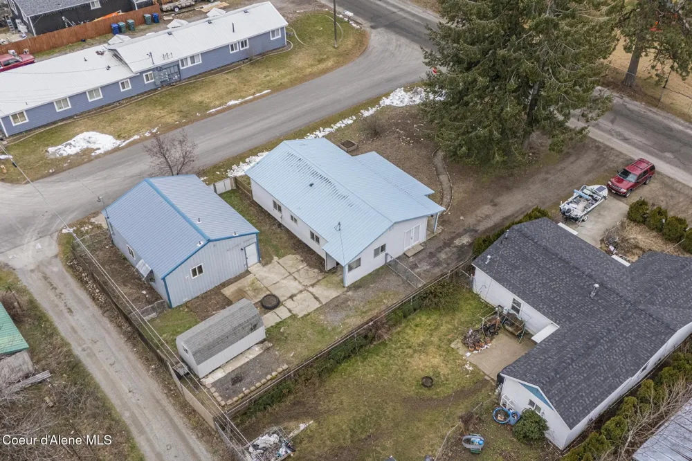 202 W 10th Avenue Post Falls, ID 83854