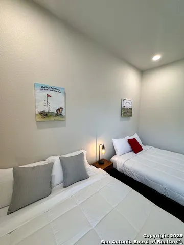 34 Lazy Day Concan, TX 78838