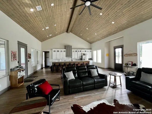 34 Lazy Day Concan, TX 78838
