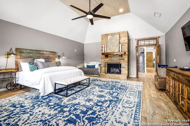 871 Chimney Valley Rd Blanco, TX 78606
