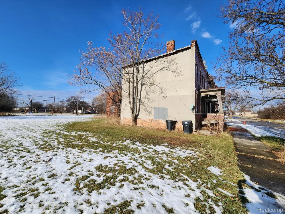 3095 17th Street Detroit City, MI 48216