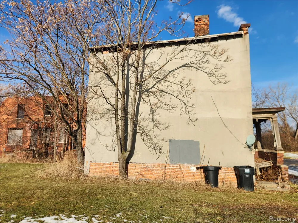 3095 17th Street Detroit City, MI 48216