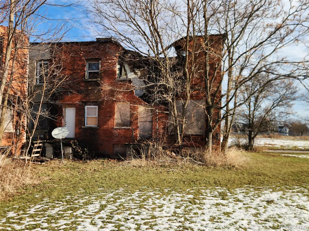 3095 17th Street Detroit City, MI 48216