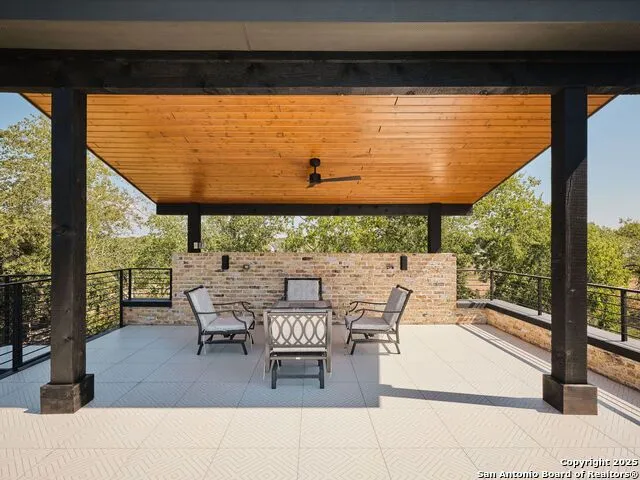 353 Lakeview Blvd New Braunfels, TX 78130