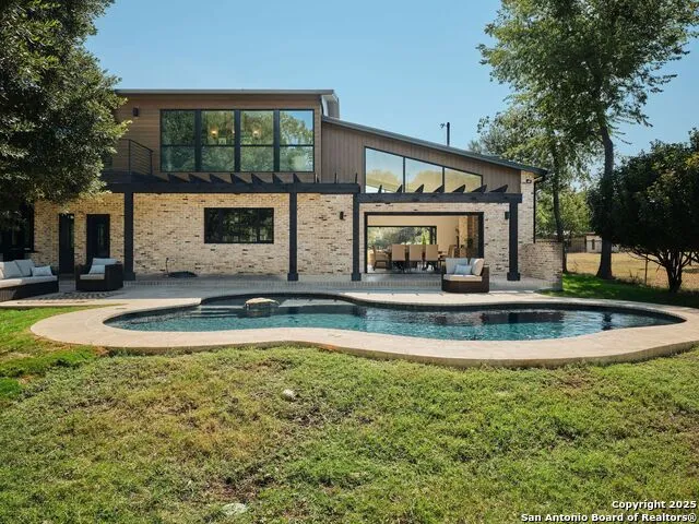 353 Lakeview Blvd New Braunfels, TX 78130