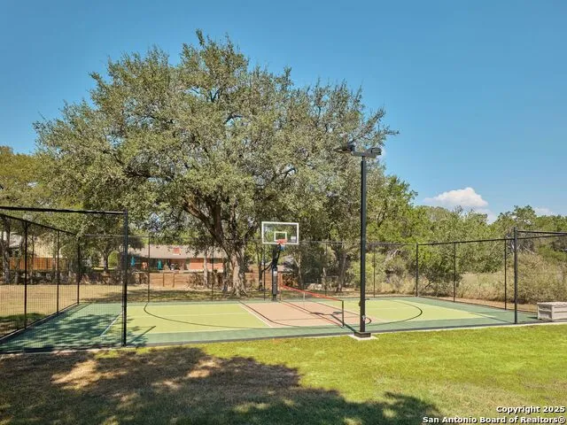 353 Lakeview Blvd New Braunfels, TX 78130