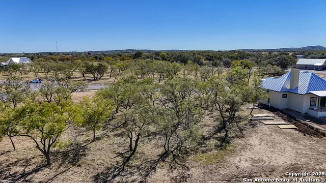 77 ARCH RAY LOOP Fredericksburg, TX 78624