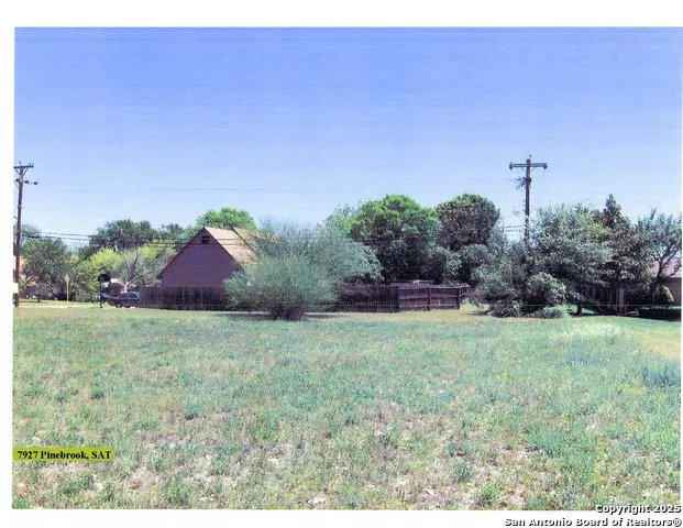 7927 PINEBROOK DR San Antonio, TX 78230