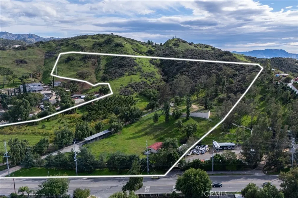 9528 Sunland Blvd Shadow Hills, CA 91040