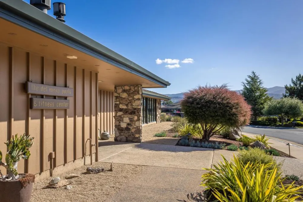 261 Del Mesa Carmel Carmel, CA 93923