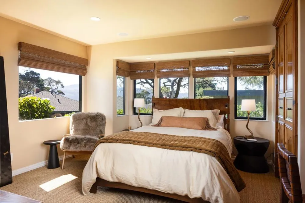 261 Del Mesa Carmel Carmel, CA 93923