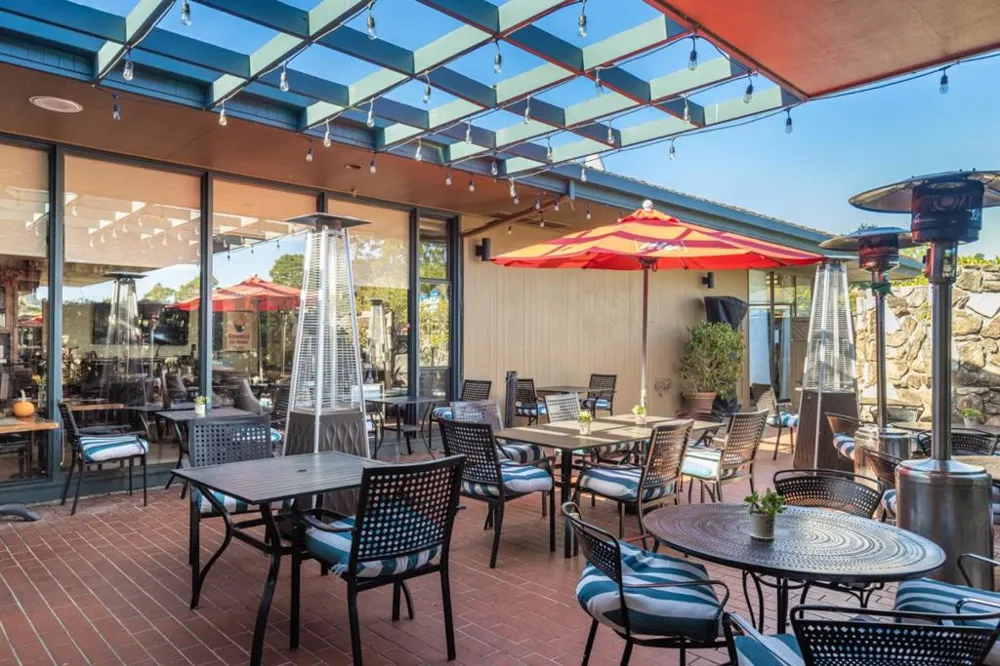 261 Del Mesa Carmel Carmel, CA 93923