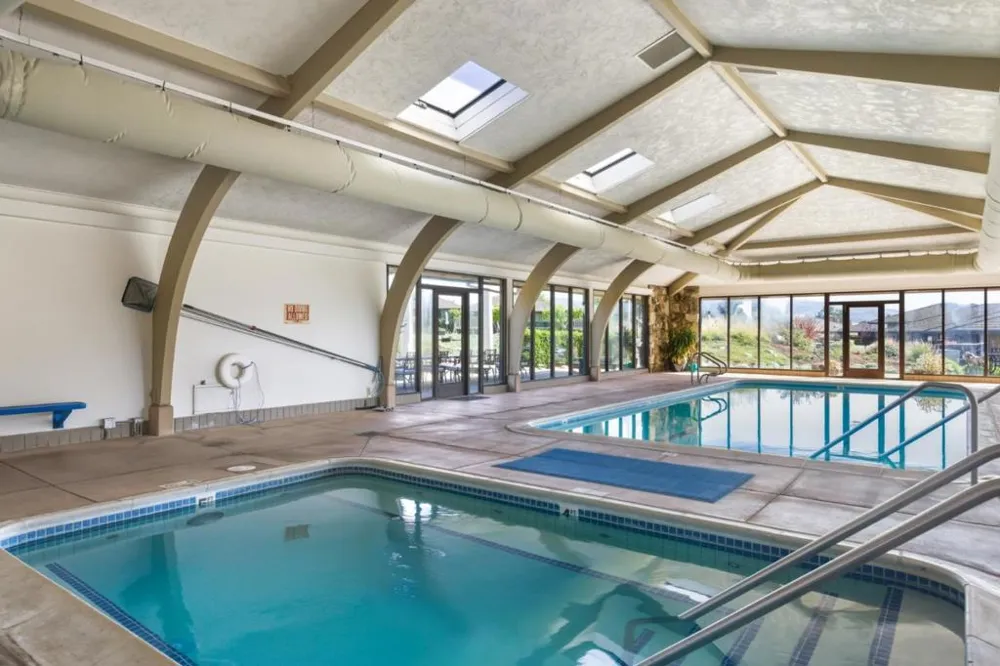 261 Del Mesa Carmel Carmel, CA 93923