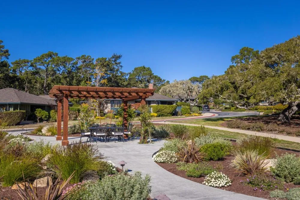 261 Del Mesa Carmel Carmel, CA 93923