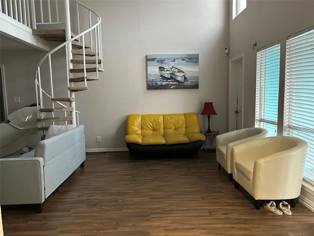 306 Isles End Road Tiki Island, TX 77554
