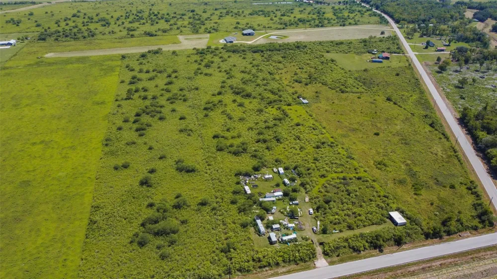 15415 Barak Road Guy, TX 77444