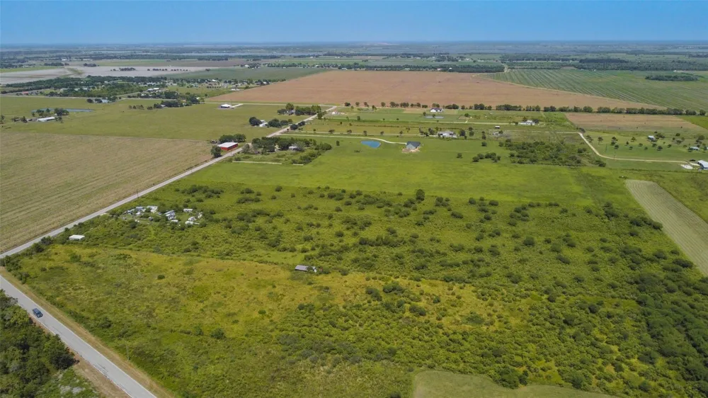 15415 Barak Road Guy, TX 77444