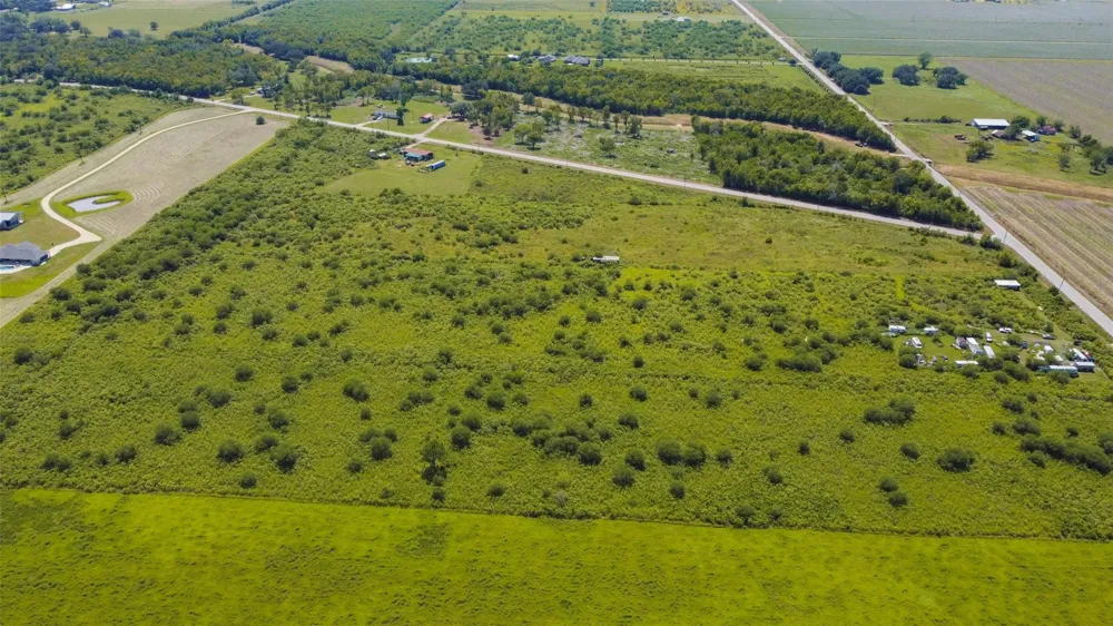 15415 Barak Road Guy, TX 77444