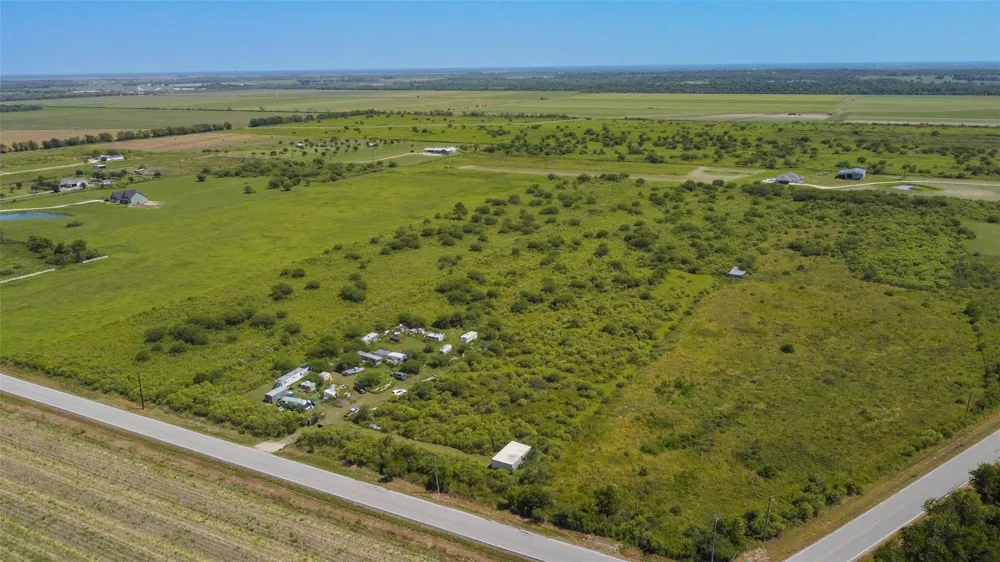 15415 Barak Road Guy, TX 77444