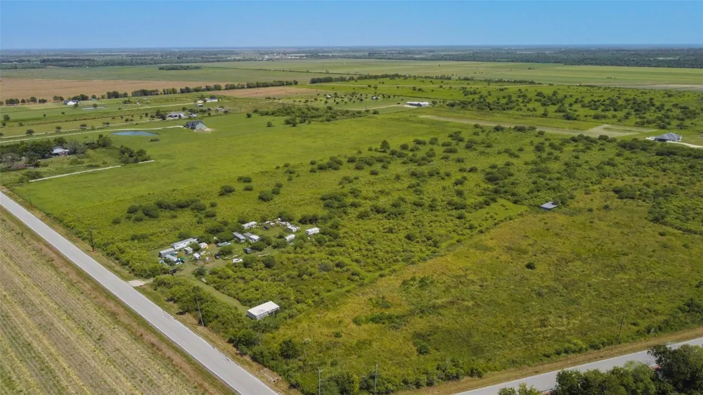 15415 Barak Road Guy, TX 77444